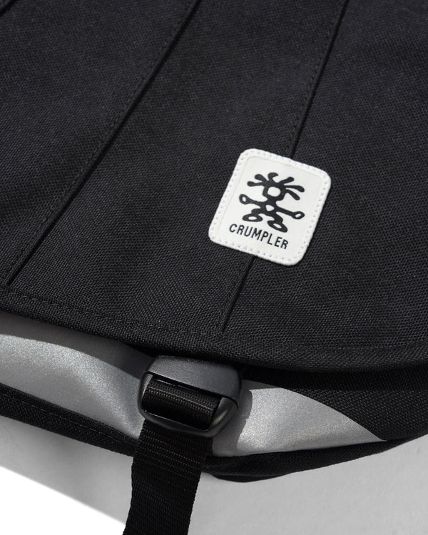 Crumpler Barney, Black Fan