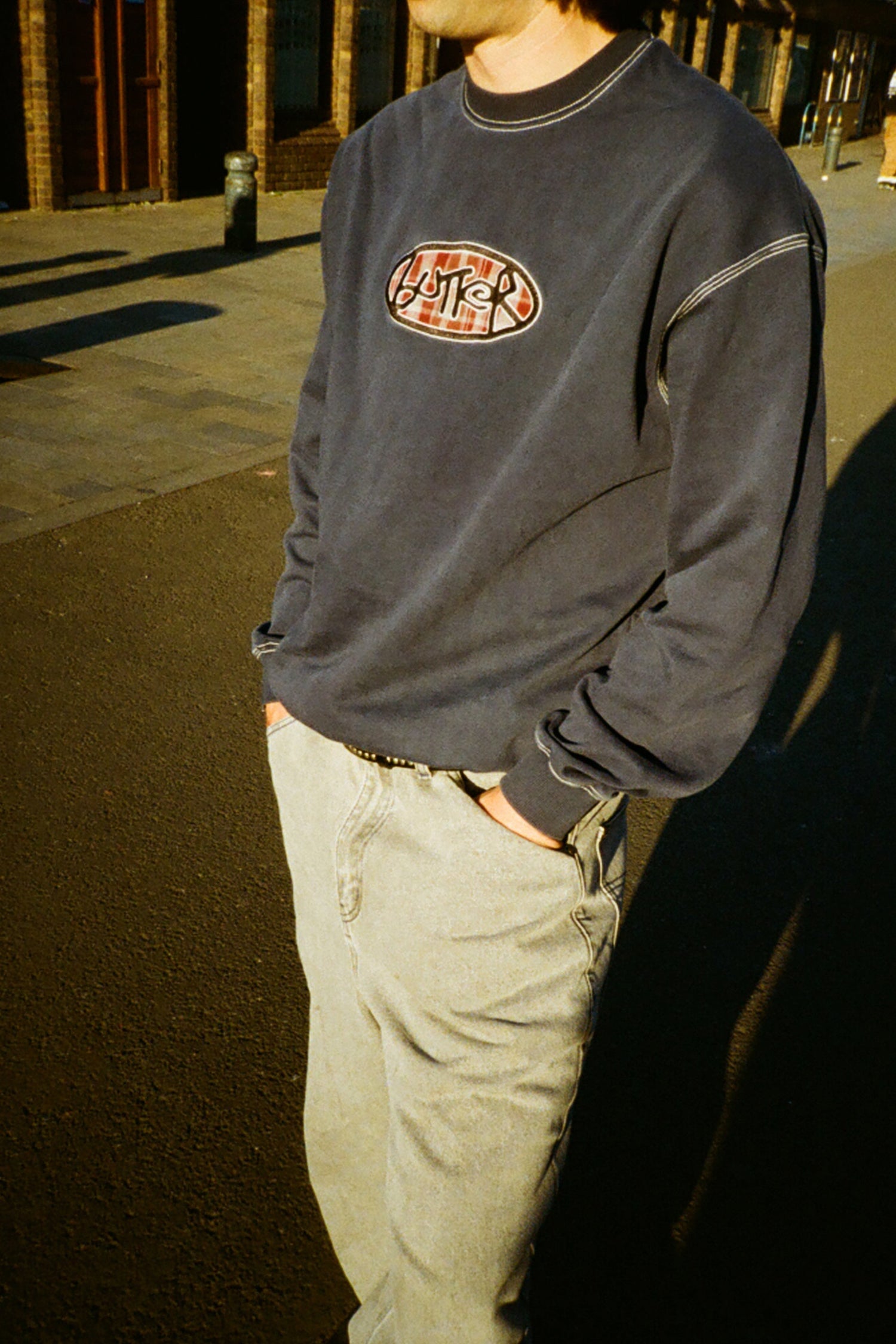 Crust Crewneck, Washed Navy