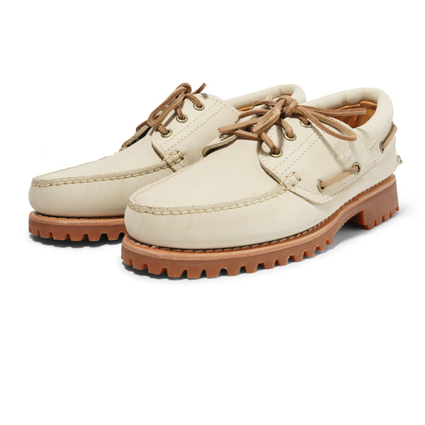 Timberland Authentics 3-Eye Classic Boat Shoe, Light Biege Nubuck