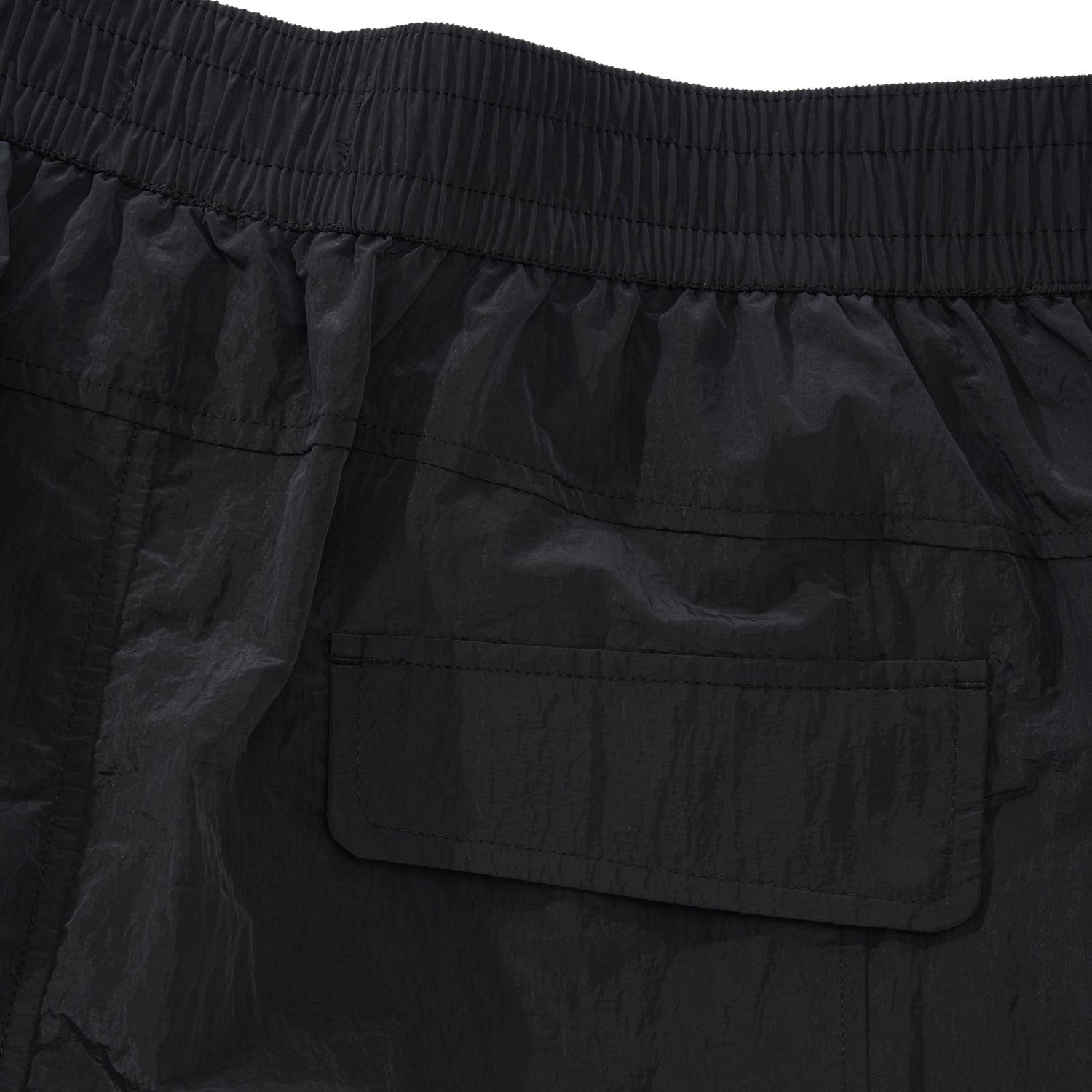 Reserve Cargo Short, Blackout