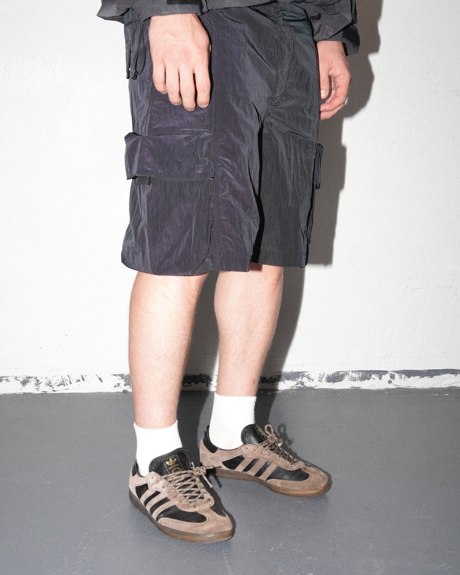 Reserve Cargo Short, Blackout