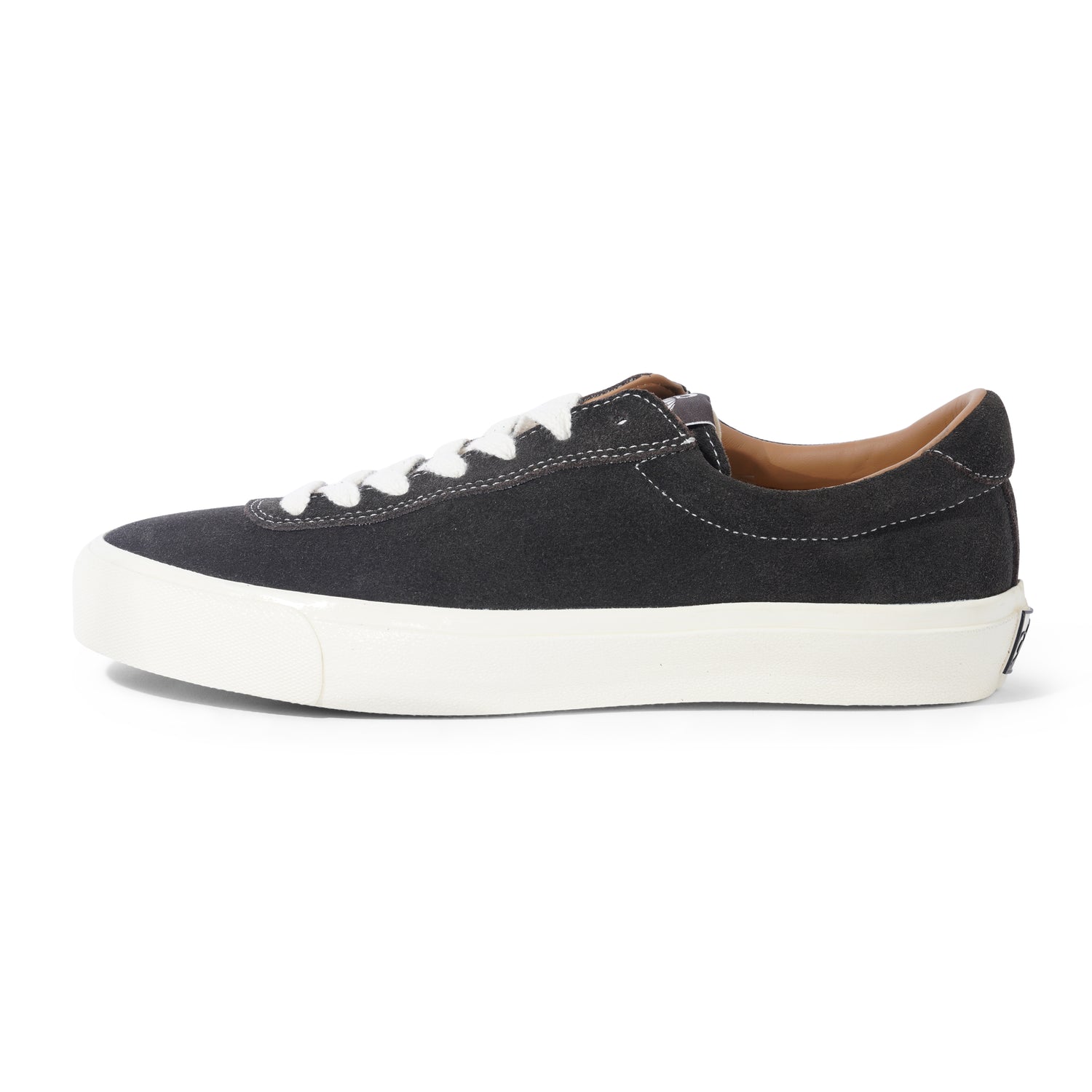 VM001 Lo Suede, Coffee Bean / White