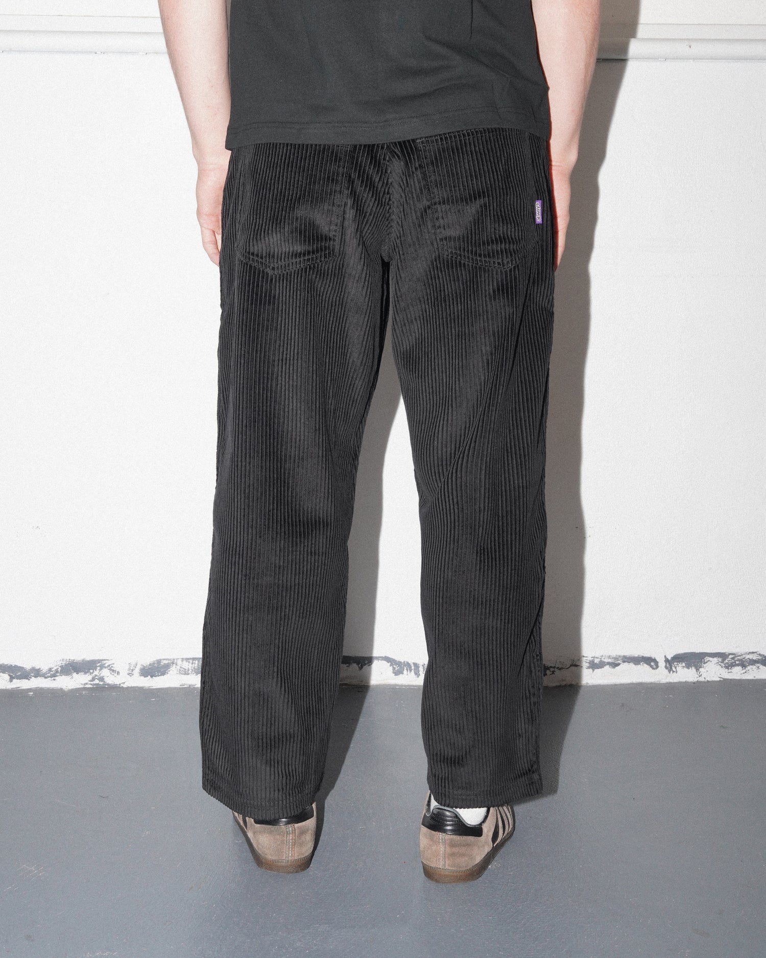 Relaxed Thick Corduroy Pants, Black