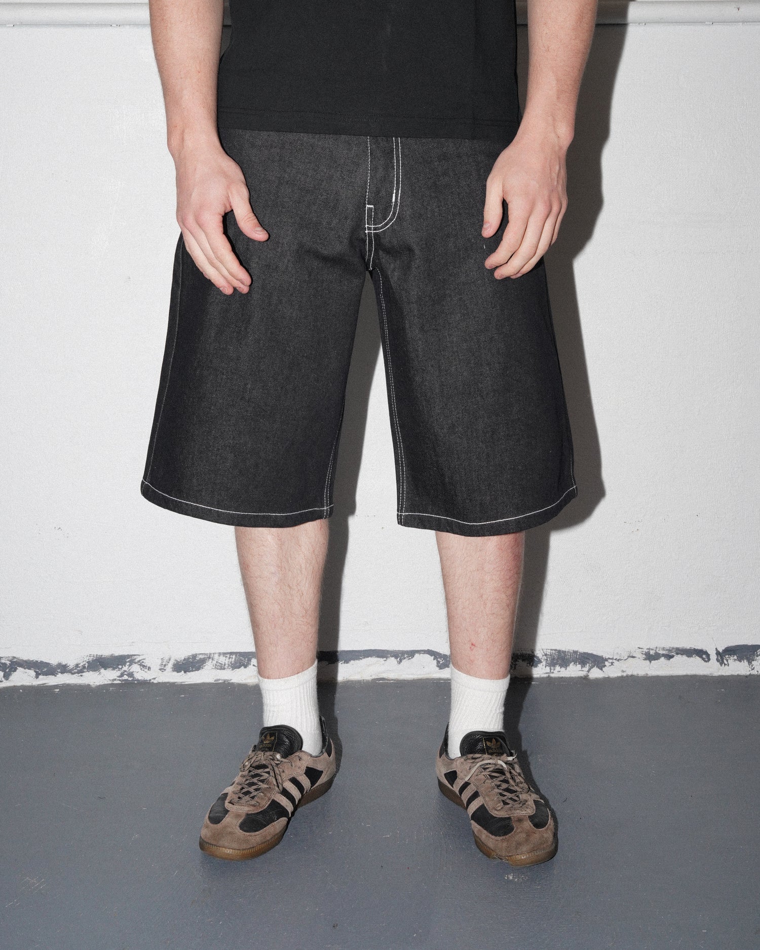 Back Pocket Print Denim Shorts, Black