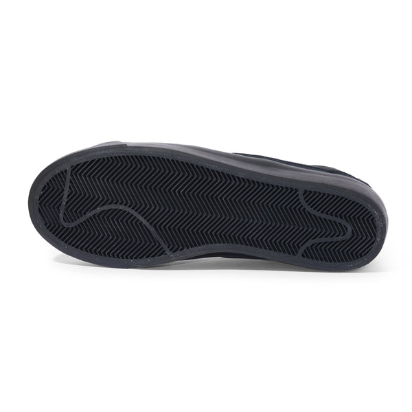 Nike SB Zoom Blazer Low Pro GT ISO, Triple Black