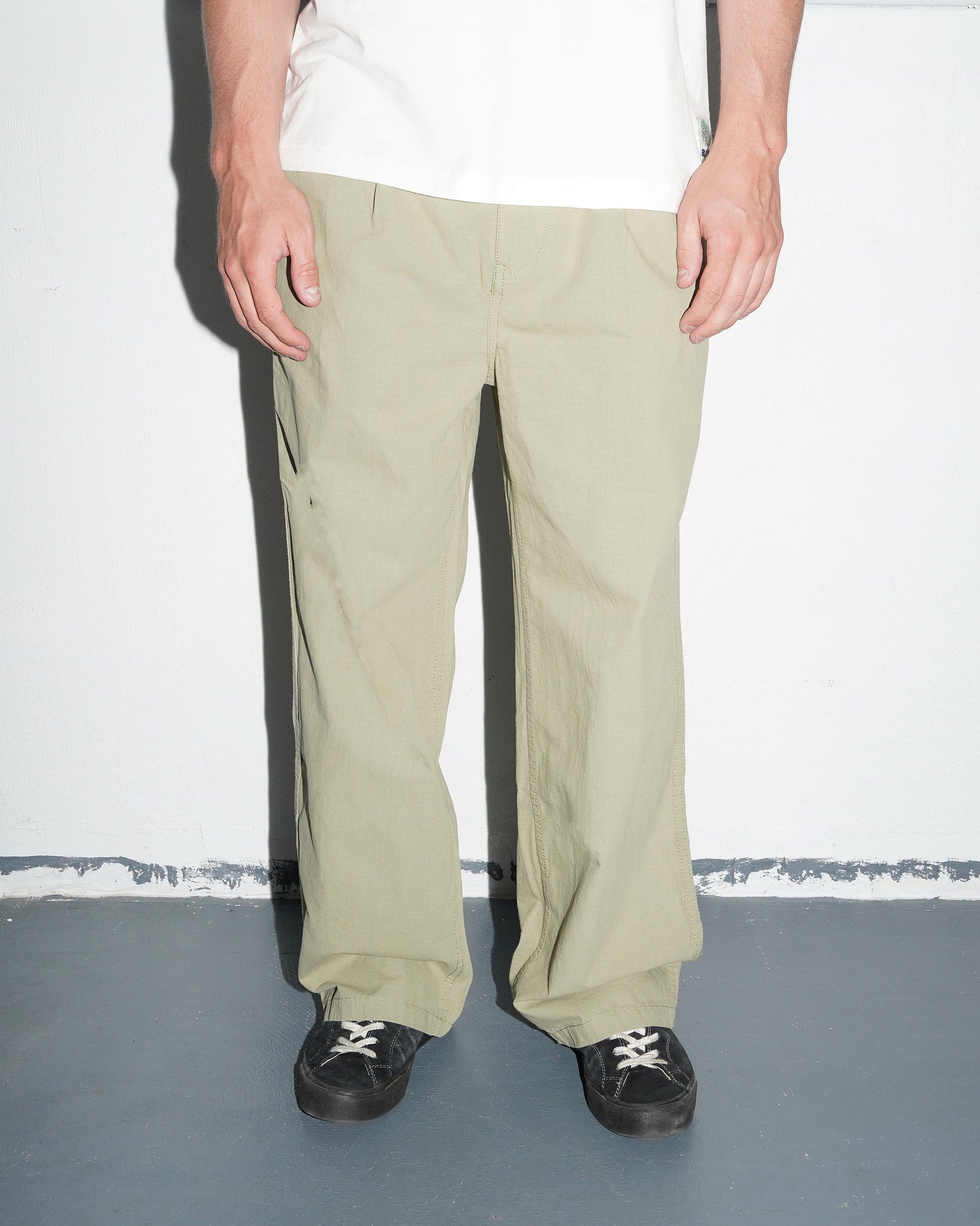 Onder Pant, Sage