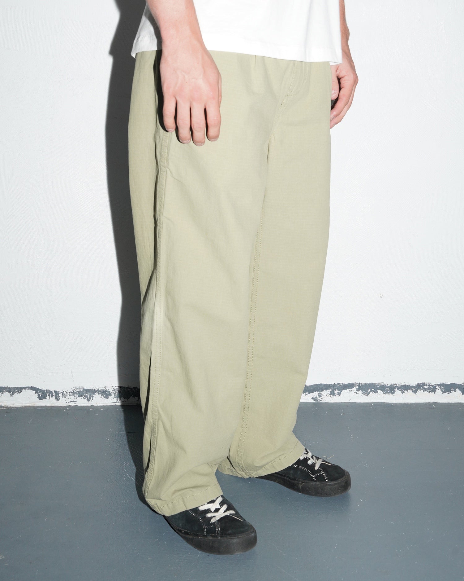 Onder Pant, Sage