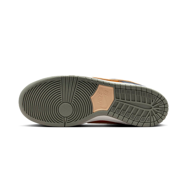 Nike SB Dunk Low Pro, Carbon / Monarch / Summit White / Sesame