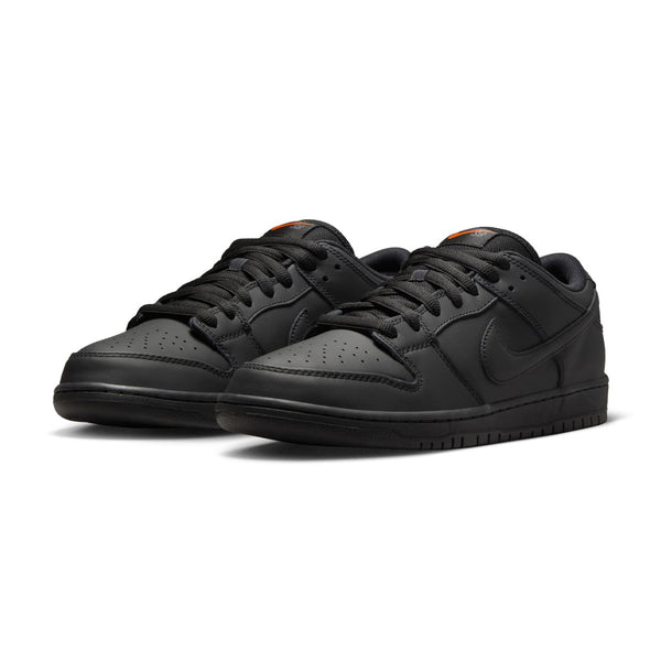 Nike SB Dunk Low Pro, Triple Black