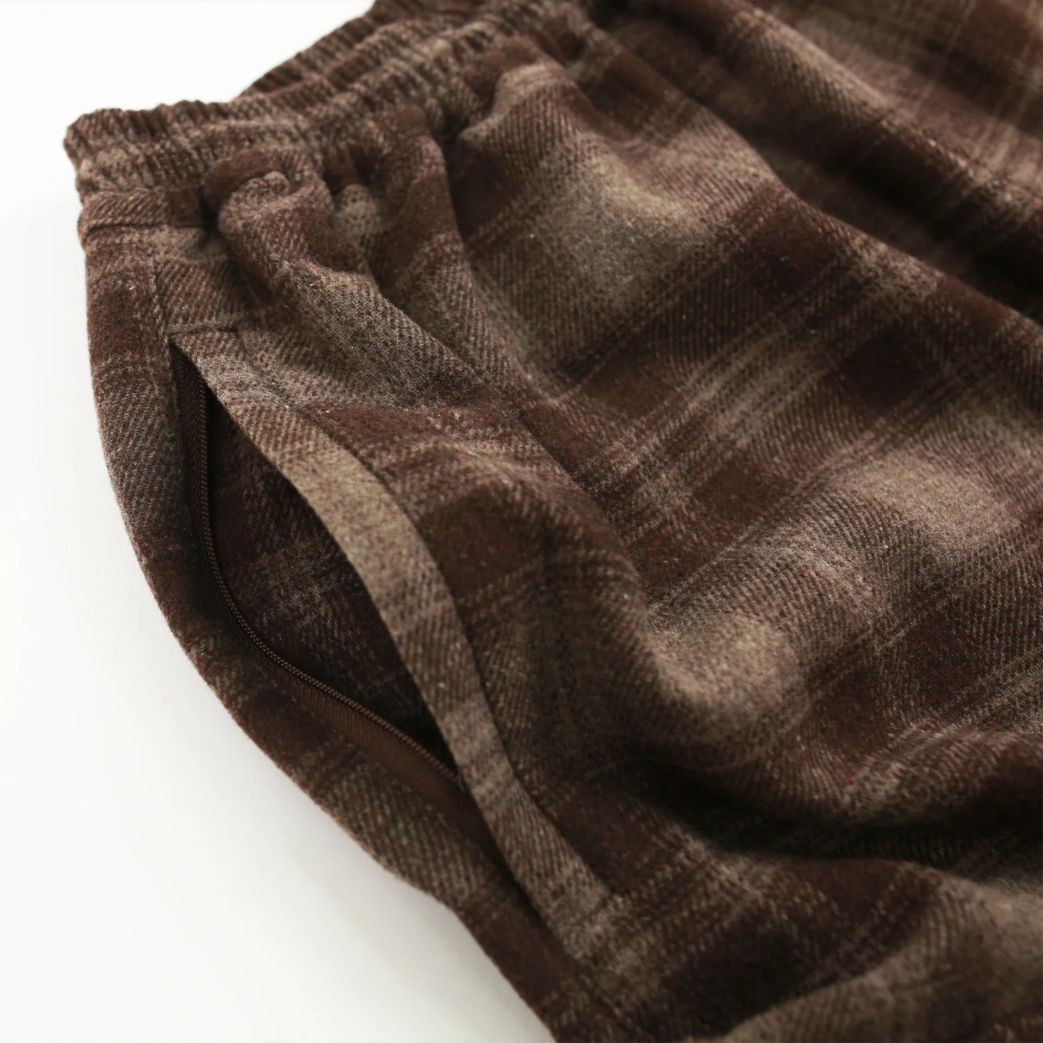Shoreline Plaid Shorts, Black / Grey