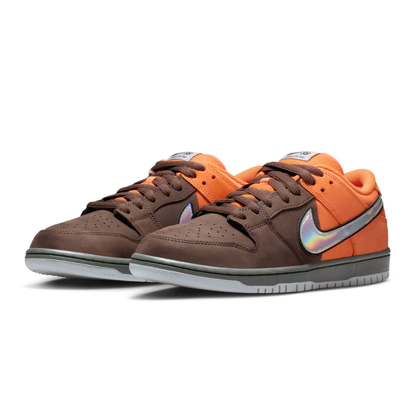 Nike SB SB Dunk Low Pro "Muni Fast Pass"