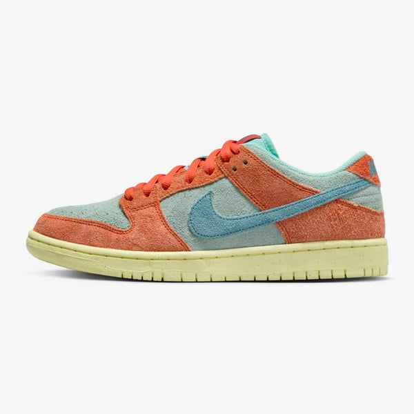 Nike SB Dunk Low Pro, Orange / Emerald Rise