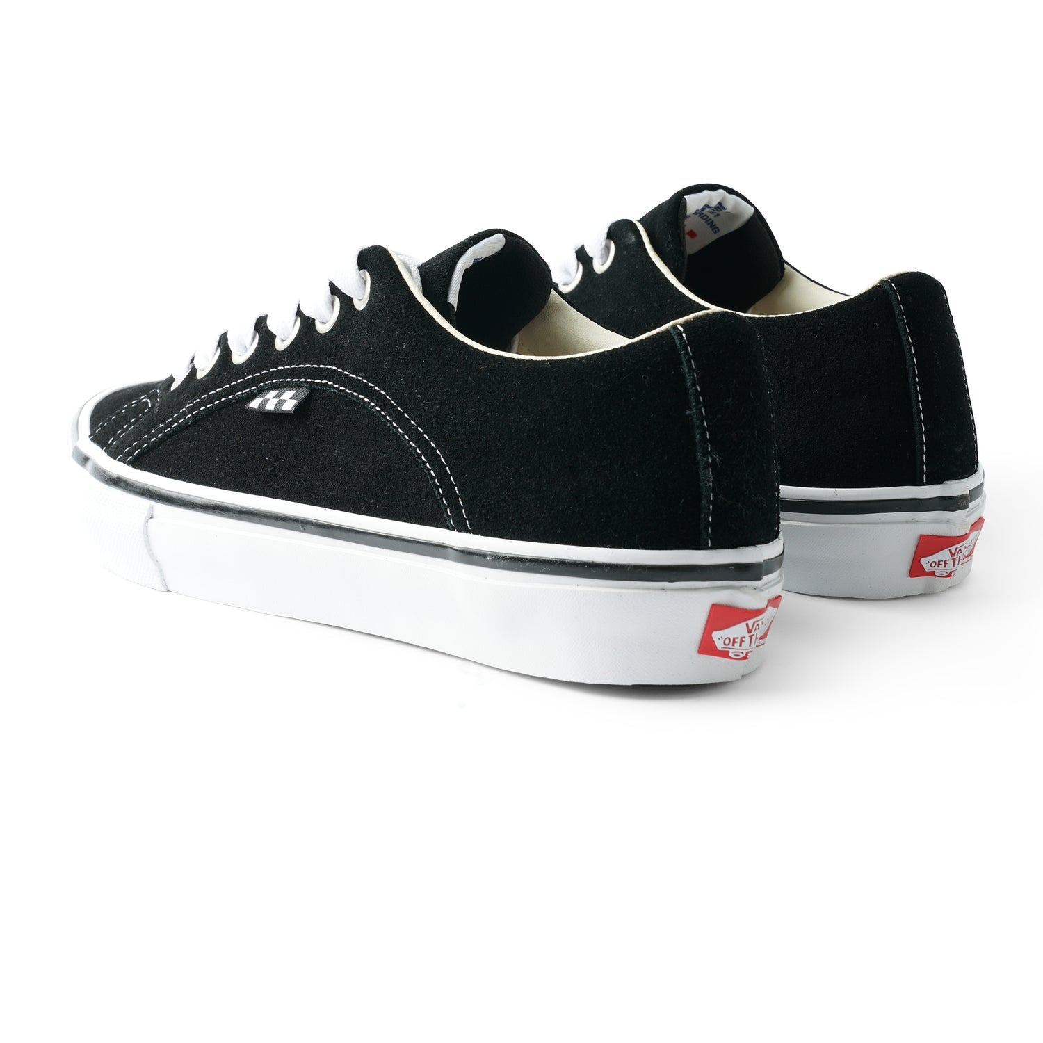 Skate Lampin, Black / White