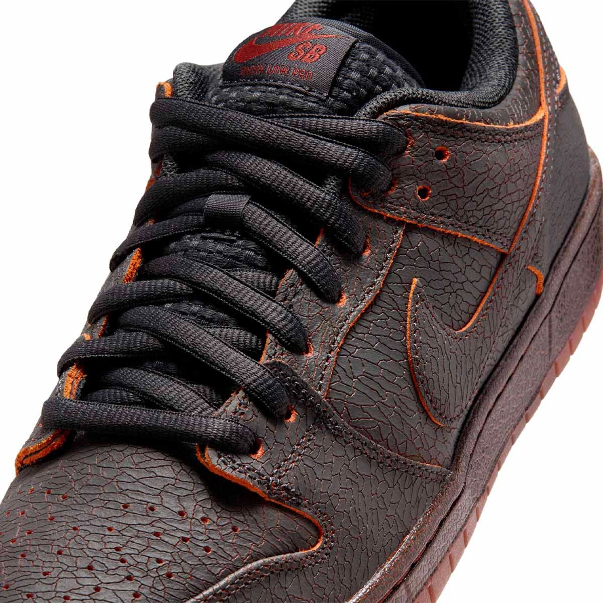 SB Dunk Low Pro 'Krampus', Dark Smoke Grey