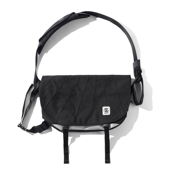 Crumpler Barney, Black Fan