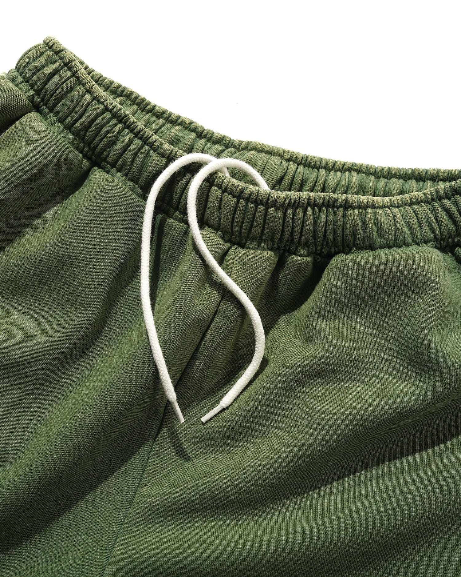 Bench Fleece Shorts, Washed Forest Green