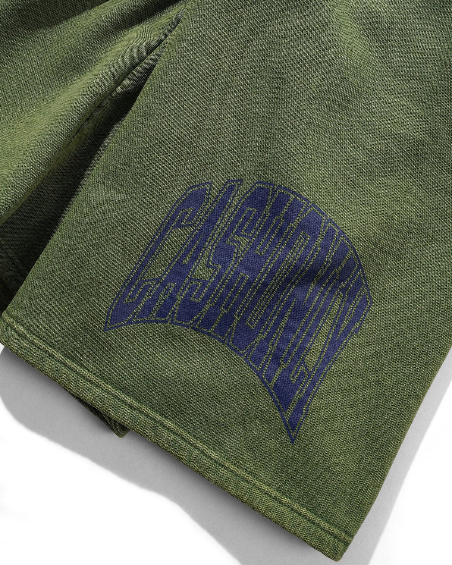 Bench Fleece Shorts, Washed Forest Green