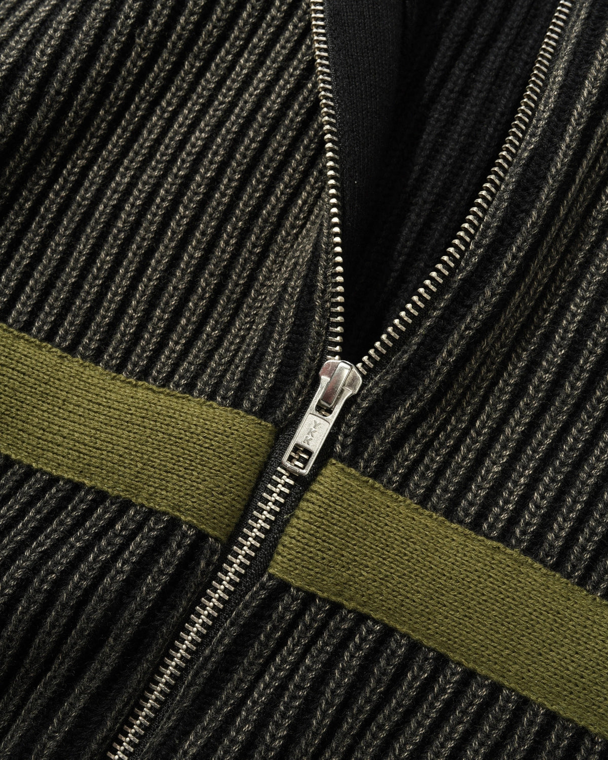Bleach Zip-Thru Knit, Black