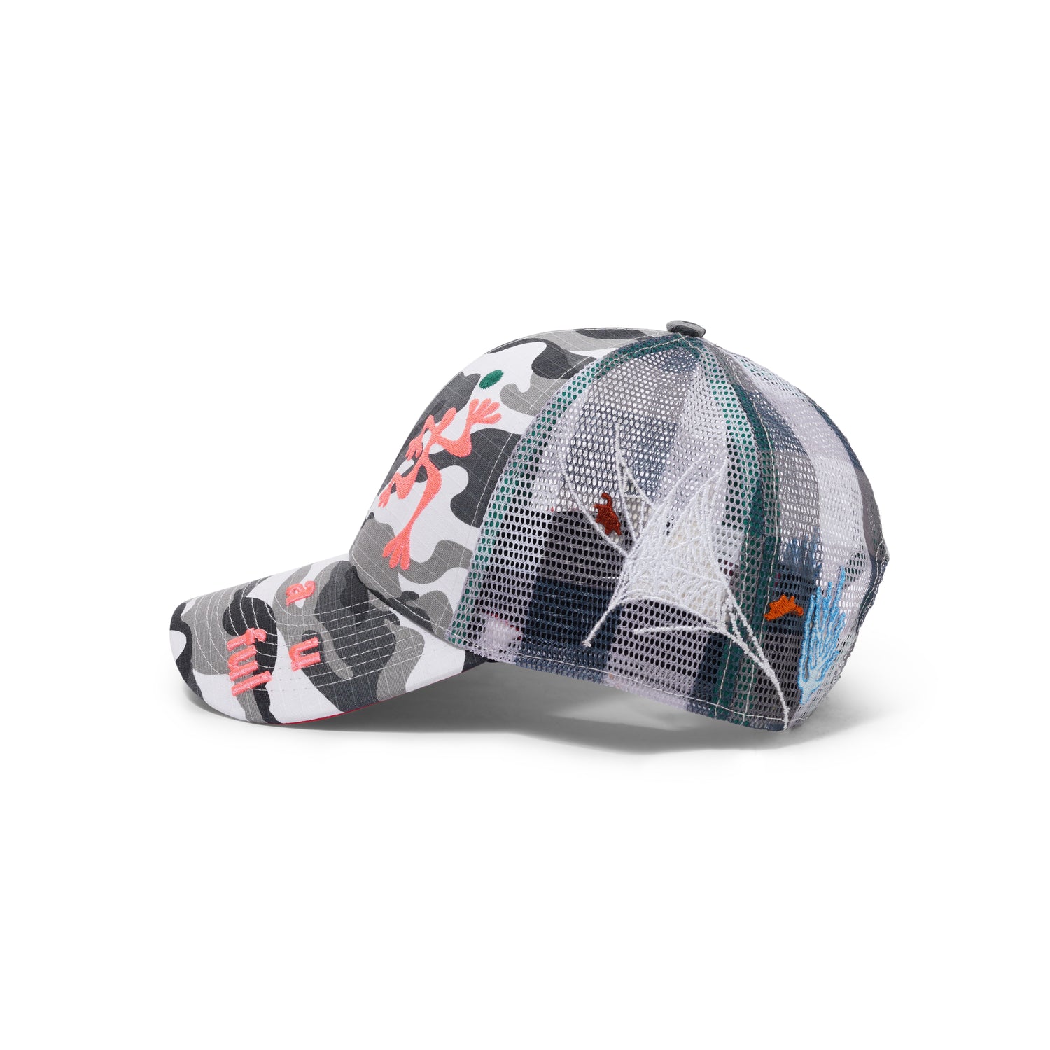 Biyu Hat, Black White Camo / Buffalo Check