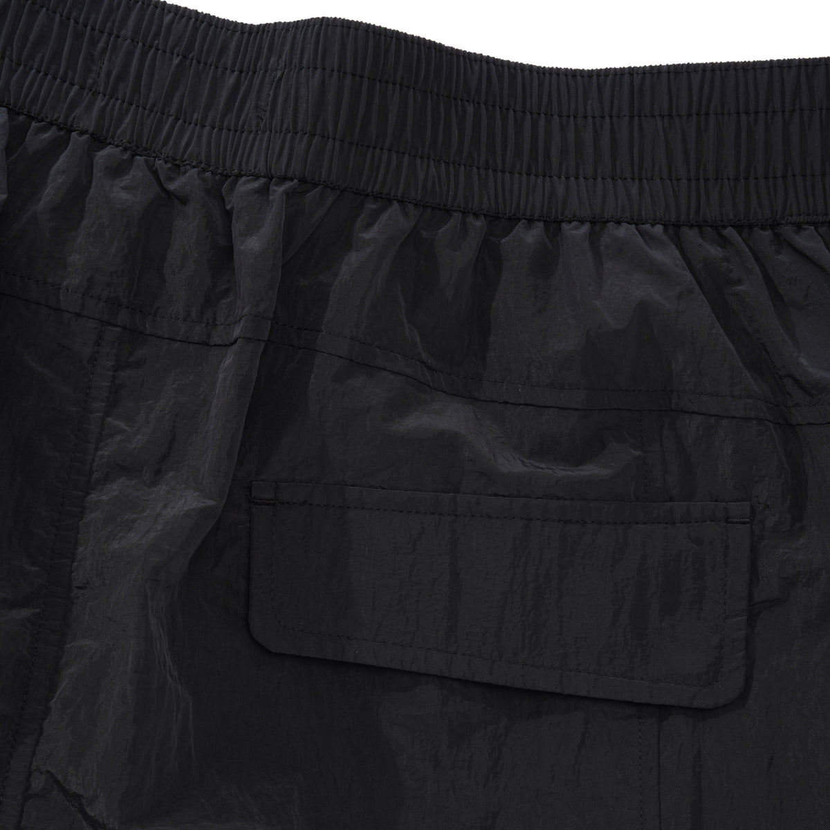 Reserve Cargo Short, Blackout