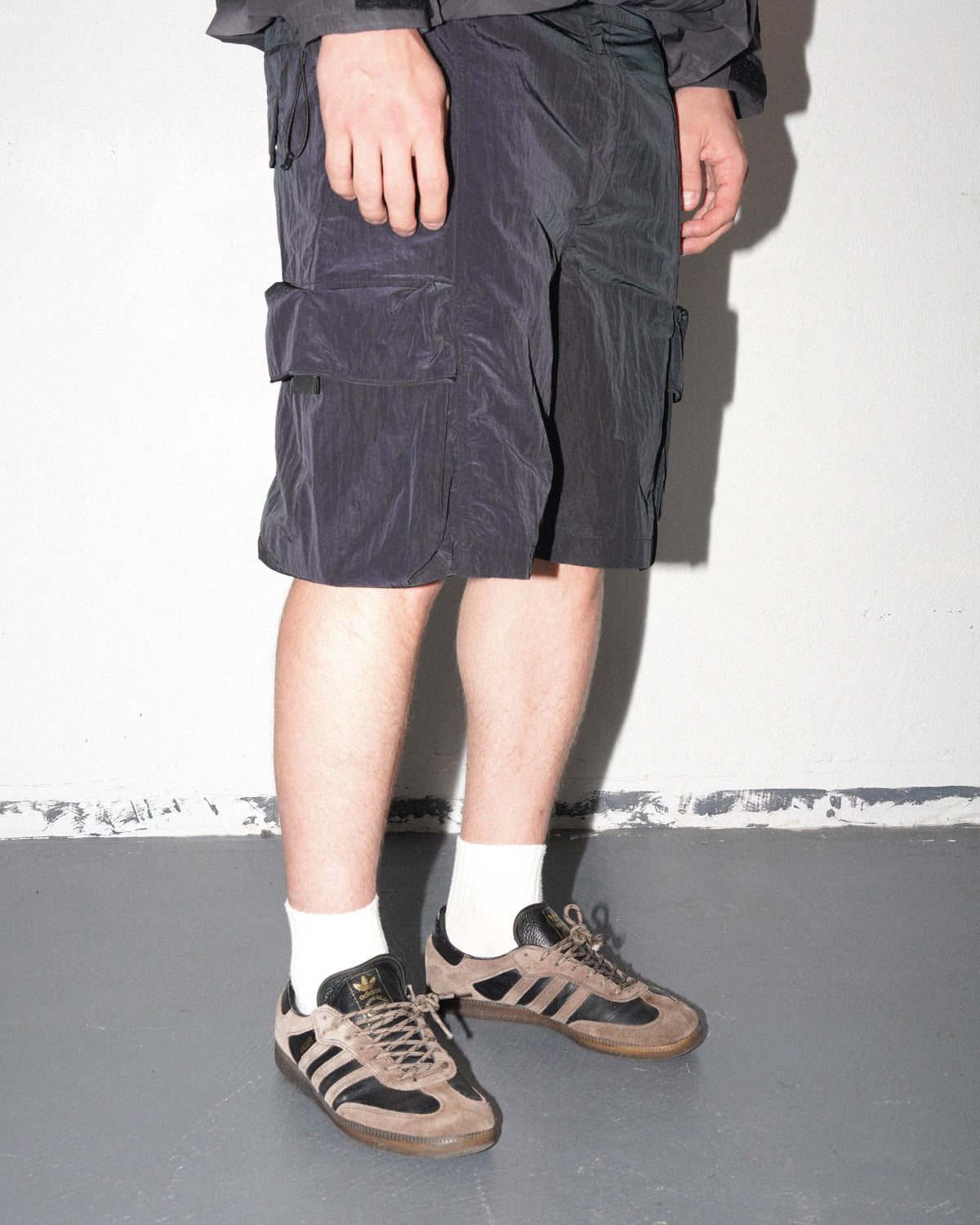Reserve Cargo Short, Blackout