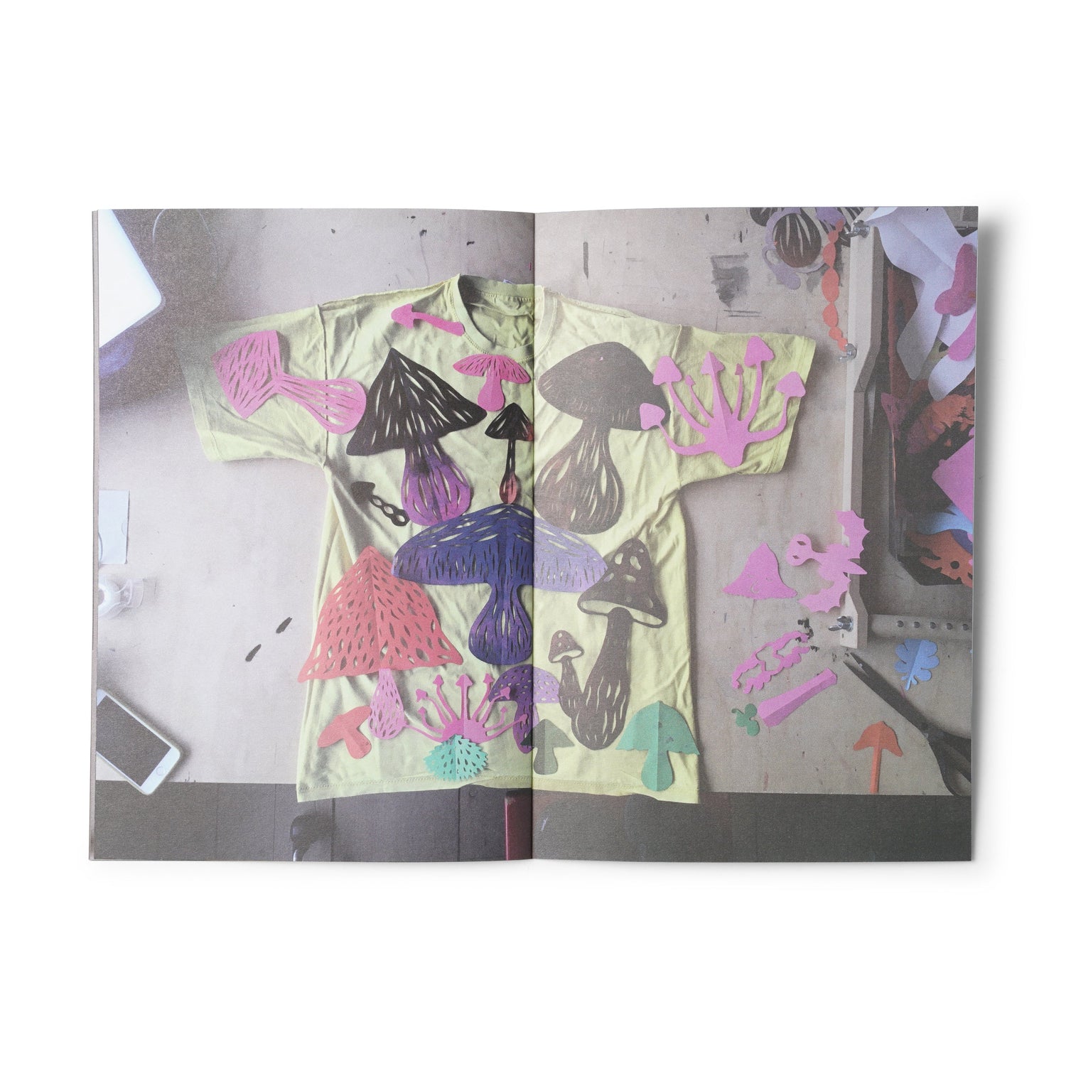 Nora Halpern & Zuni Halpern - 'Pillow Mountain' Zine