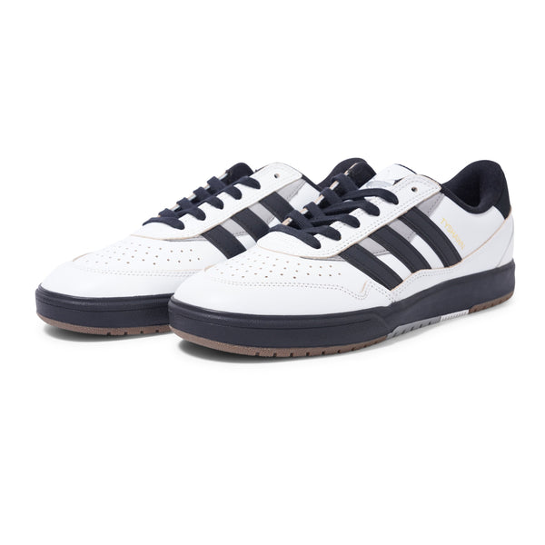 Adidas Tyshawn II, Crystal White / Core Black / Charcoal Solid Grey