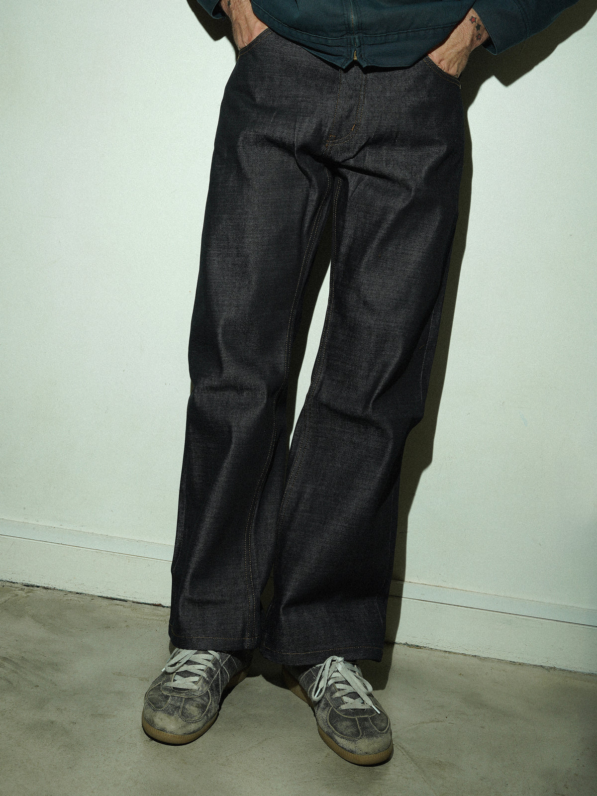 Studio Denim Jean, Raw