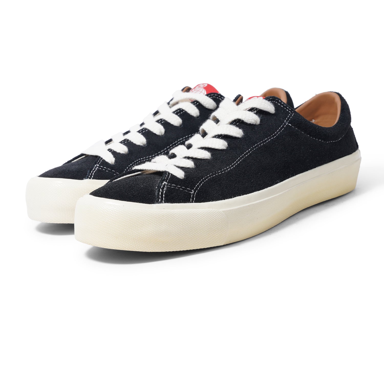 VM003 Suede Lo, White / Black