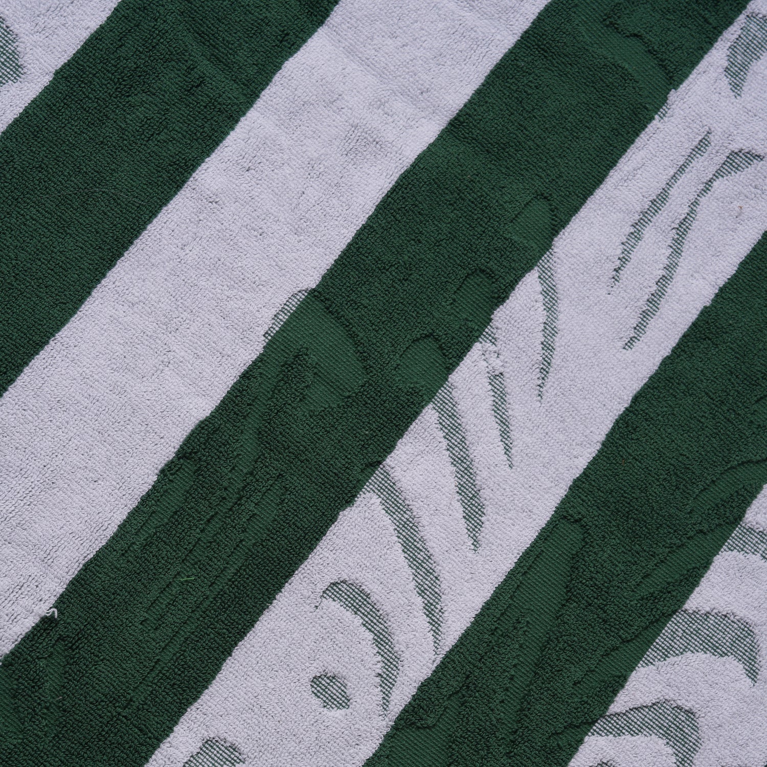 Gaikotsu Beach Towel, Green