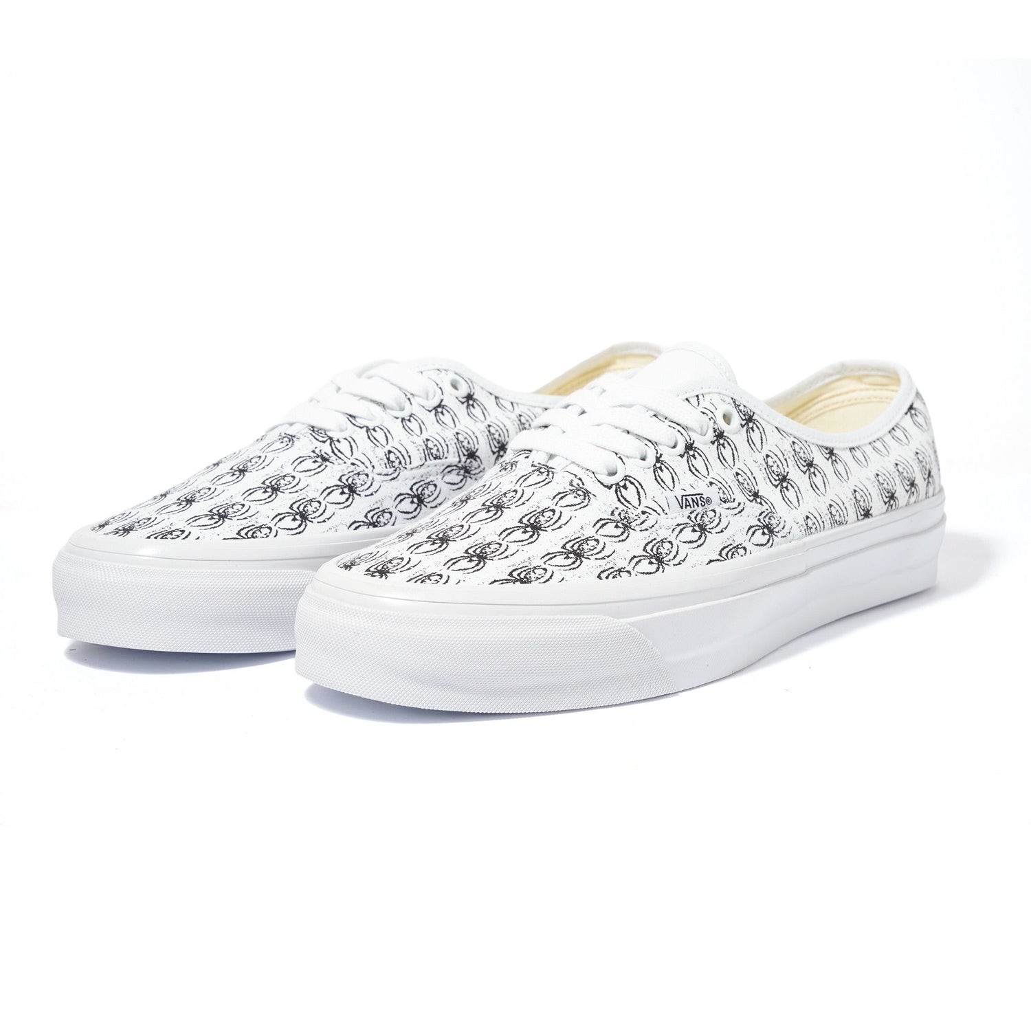 LX Authentic 44 Ed Davis - True White / Black