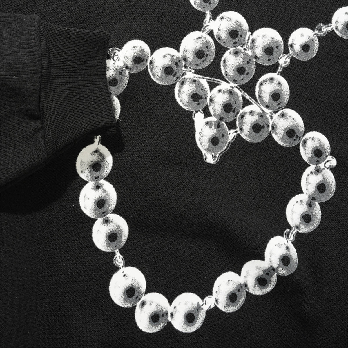 b.Eautiful x LEO GON'DO Heart Chain Crewneck Sweatshirt, Black