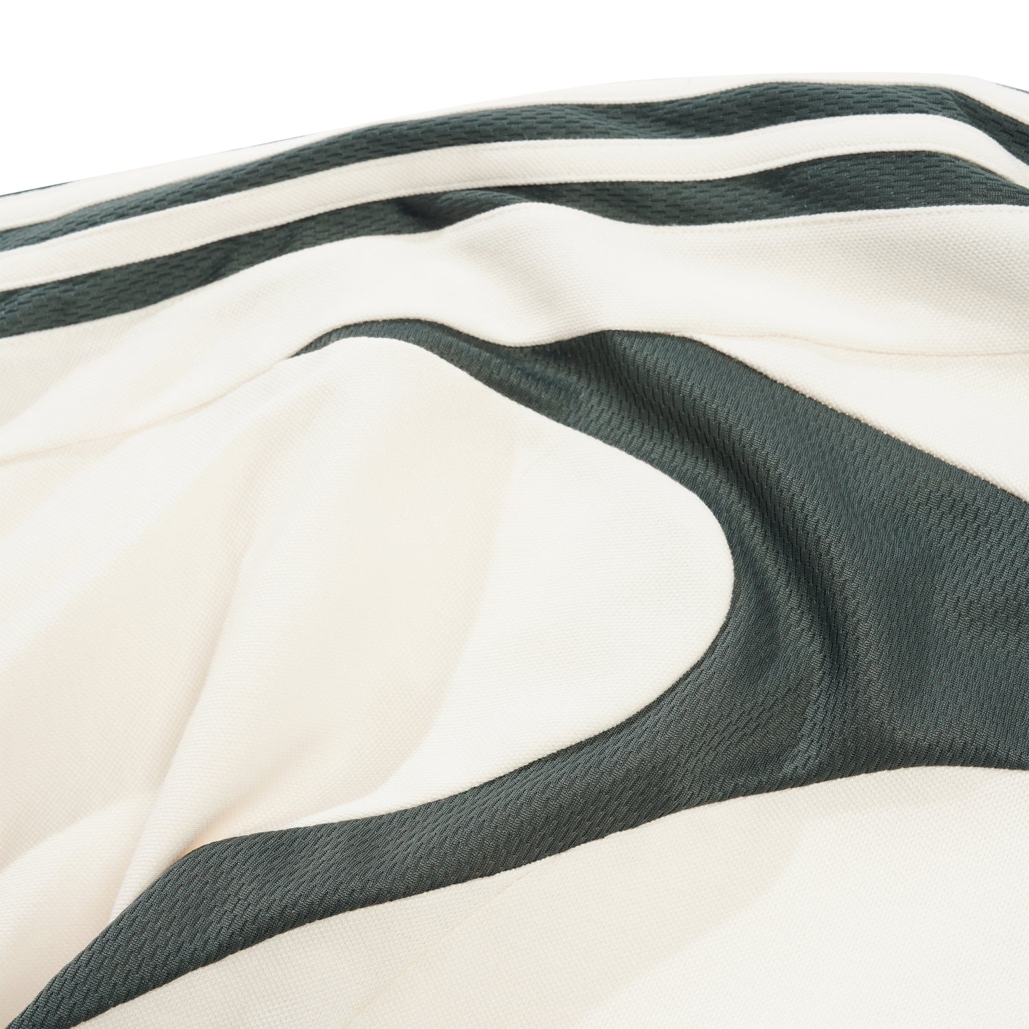 Polo x Metalwood, Core White