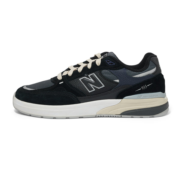New Balance Andrew Reynolds Numeric 933, Black / Eclipse