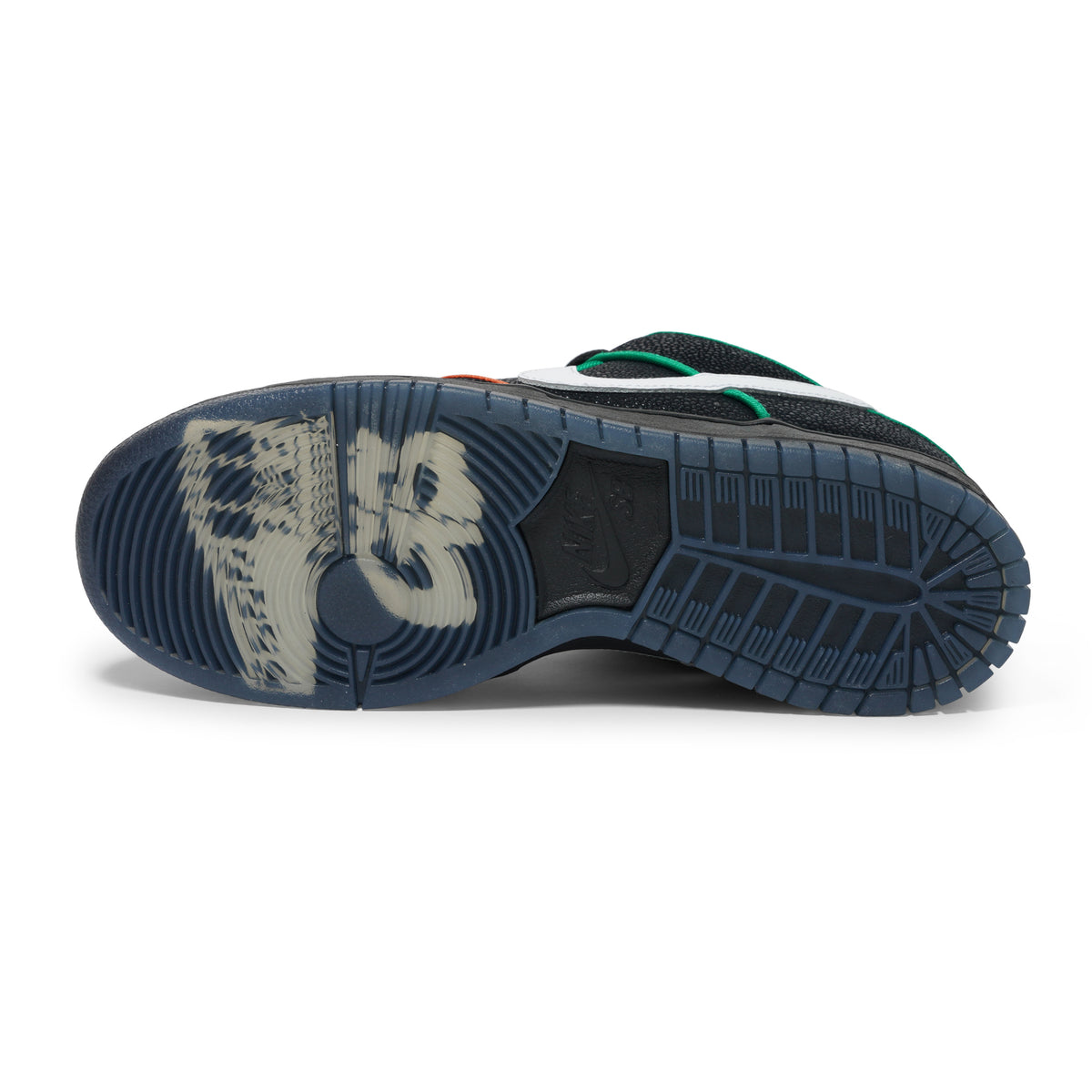 SB Dunk Low Pro x Bronx Girls Skate, Black / Challenge Red
