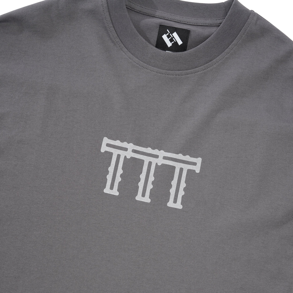 Cross Lattice L/S Tee, Charcoal