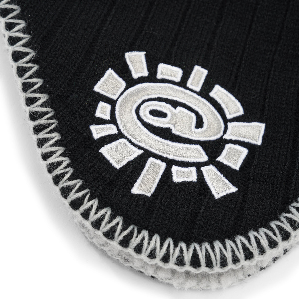 Reversible Ear Flap, Black / Grey