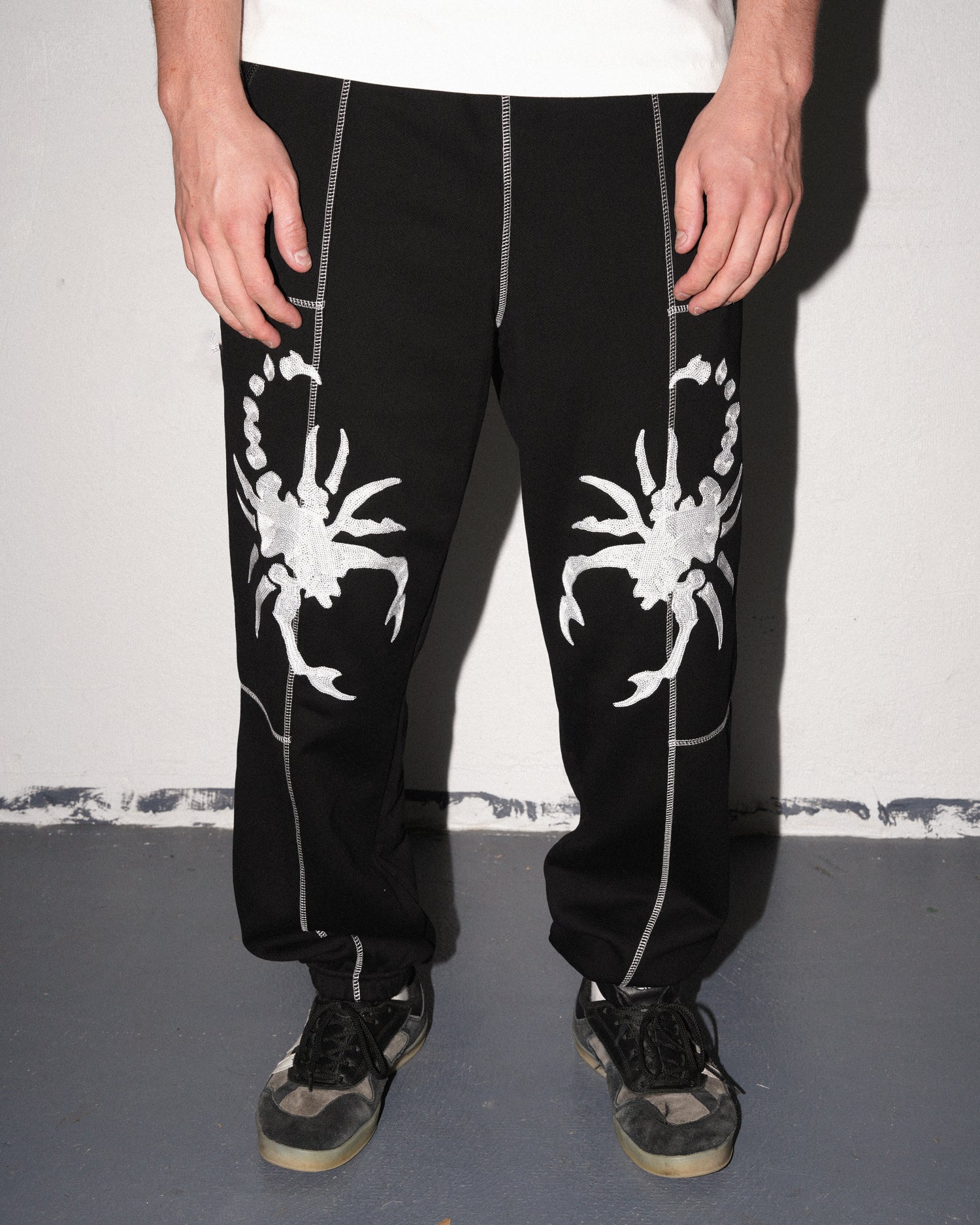 Double Scorp Sweatpants, Black