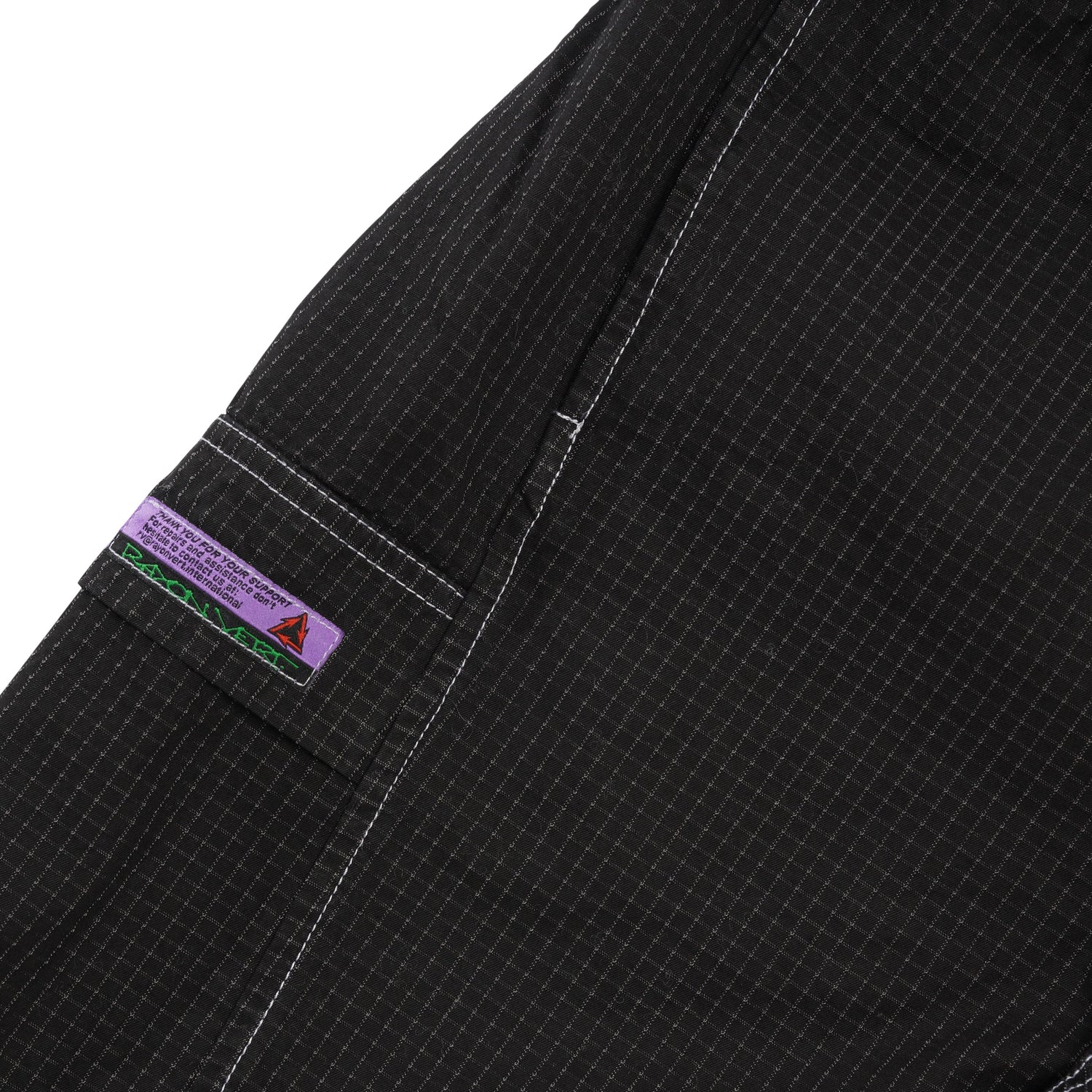 Furio Shorts, Grave Black