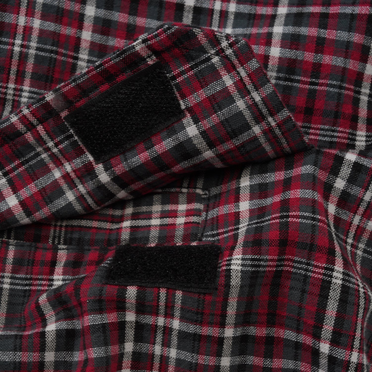 Plaid Pullover Hood, Black / Red