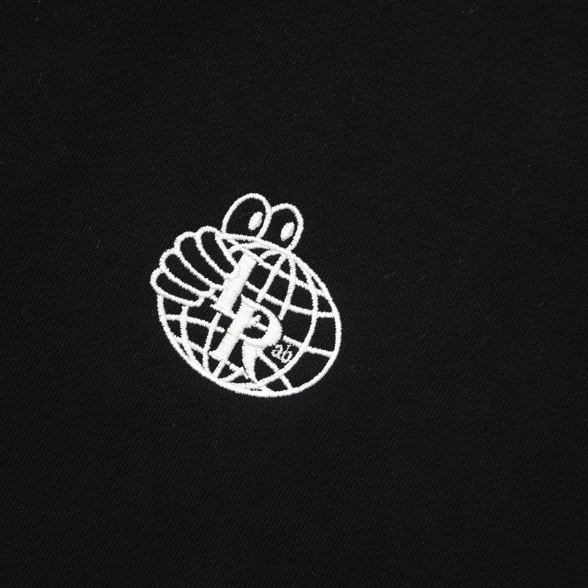 Atlas Monogram Crewneck, Black