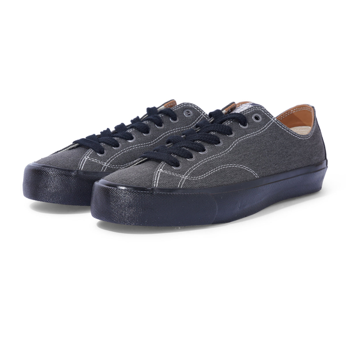VM003 Canvas Lo, Graphite / Black