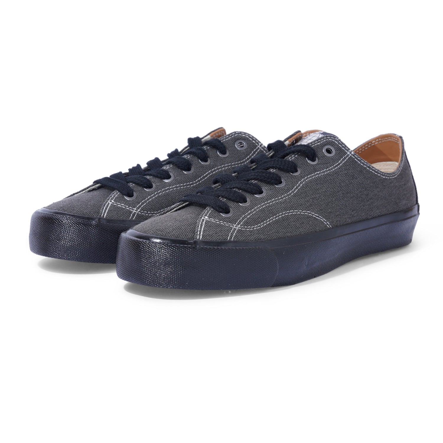 VM003 Canvas Lo, Graphite / Black