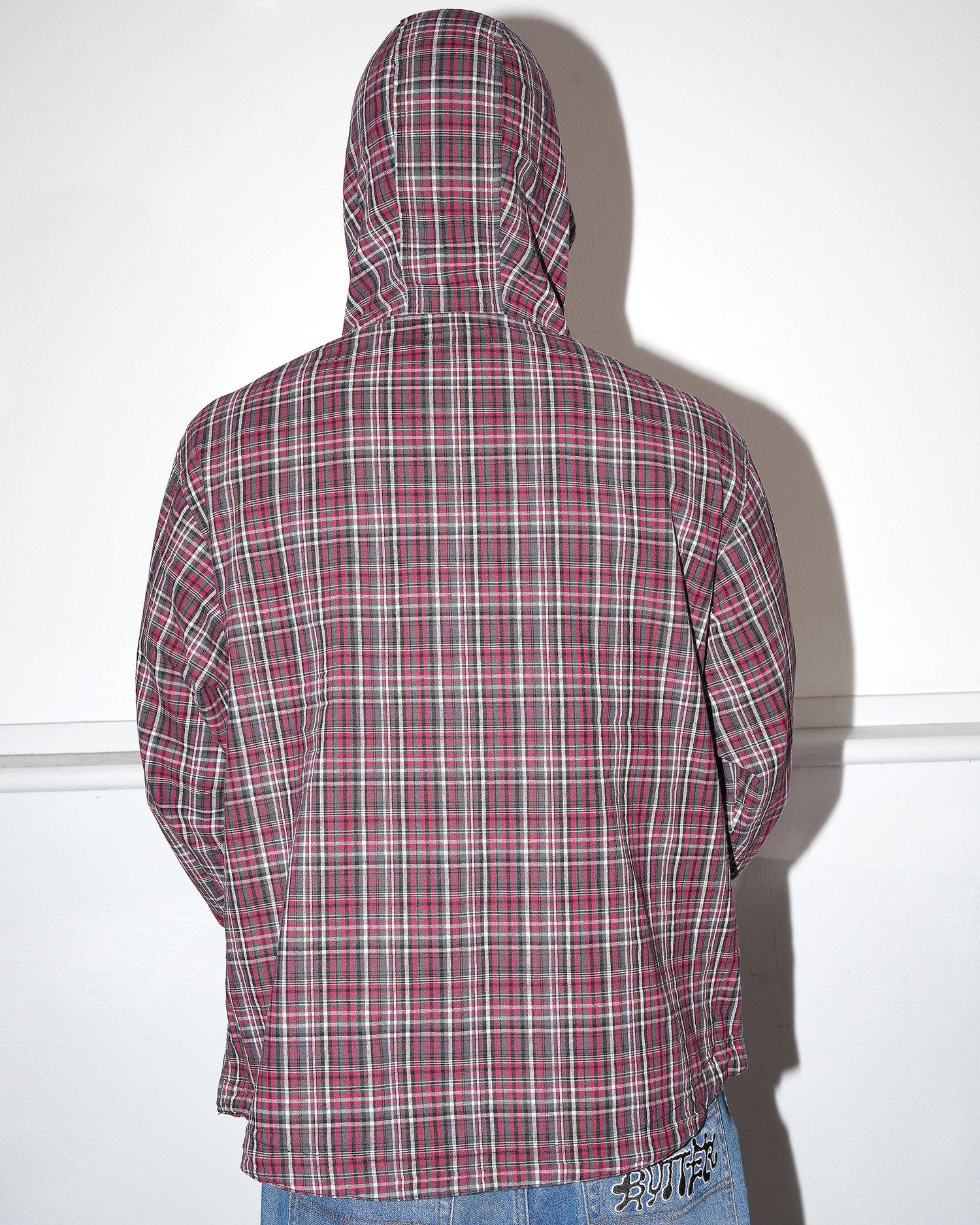 Plaid Pullover Hood, Black / Red