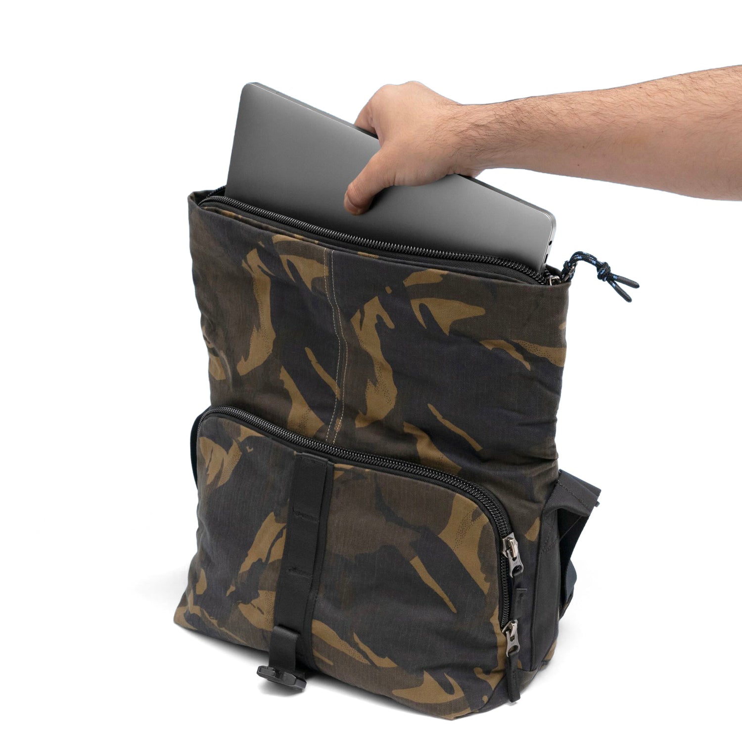 Chi Chi Month On Month, Kengo Camo