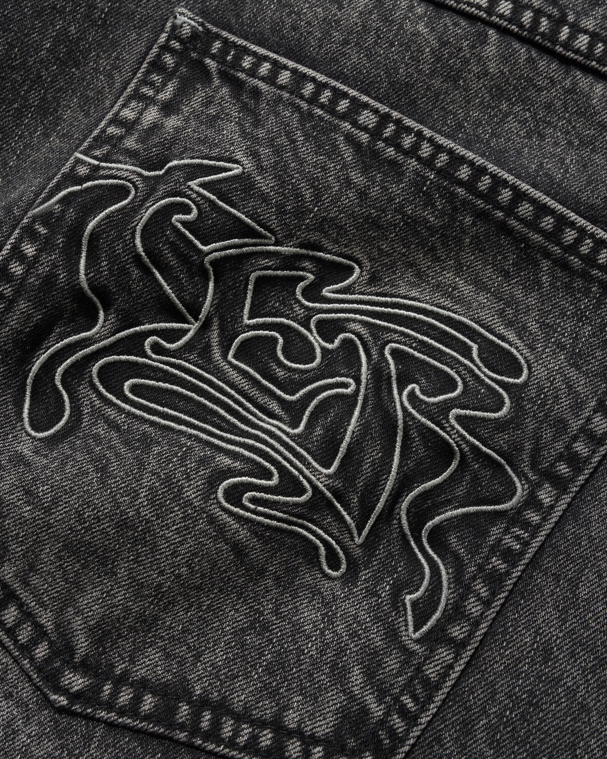 Drummer Baggy Denim Shorts, Streaky Black