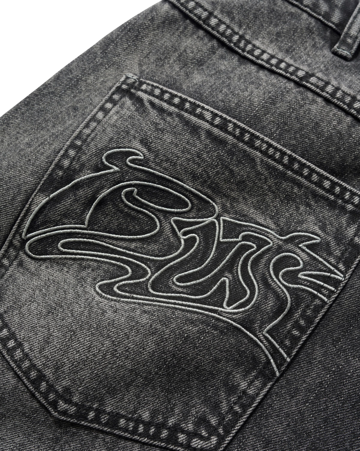 Drummer Baggy Denim Shorts, Streaky Black