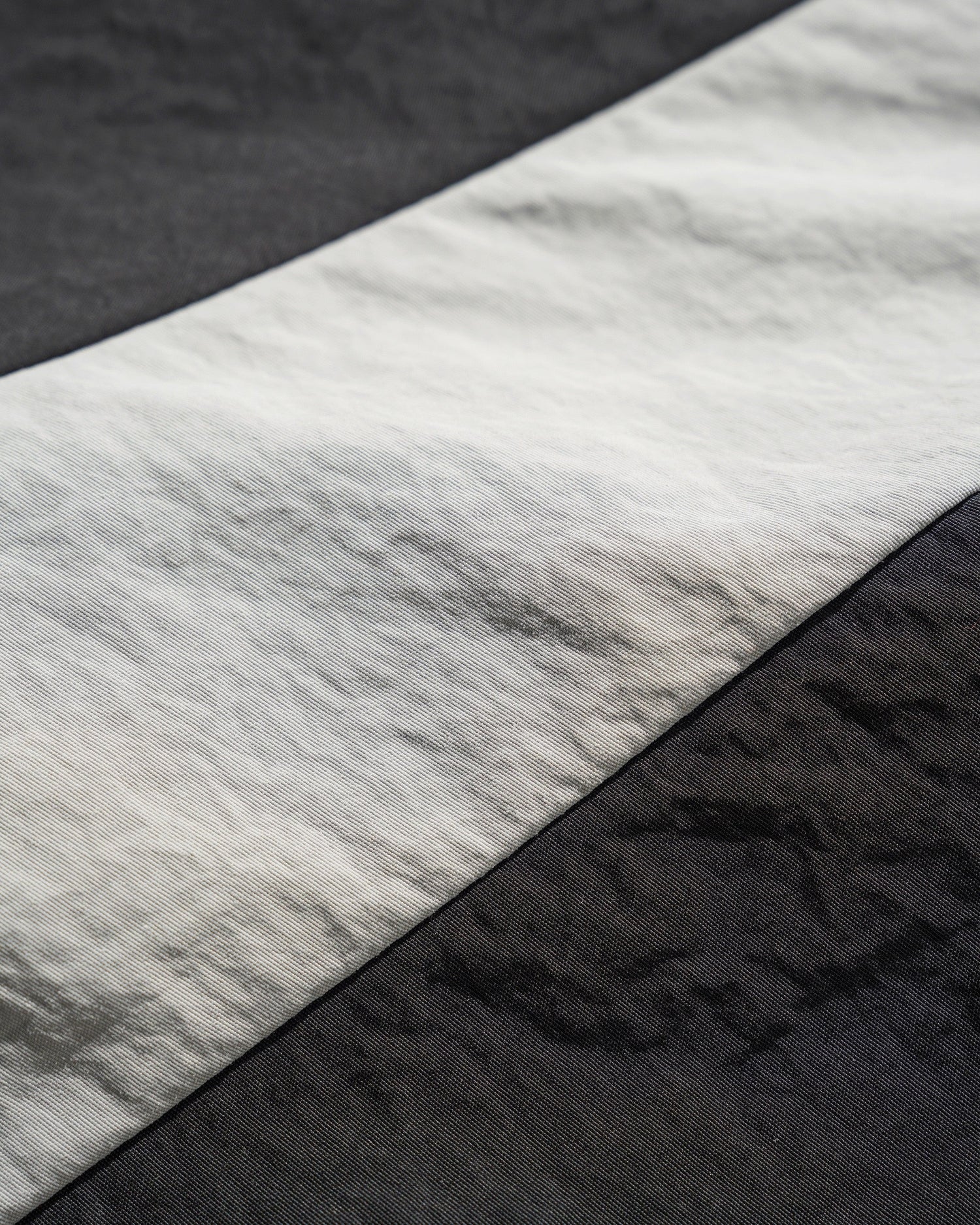 Glint Pullover Training Jacket, Black / Grey