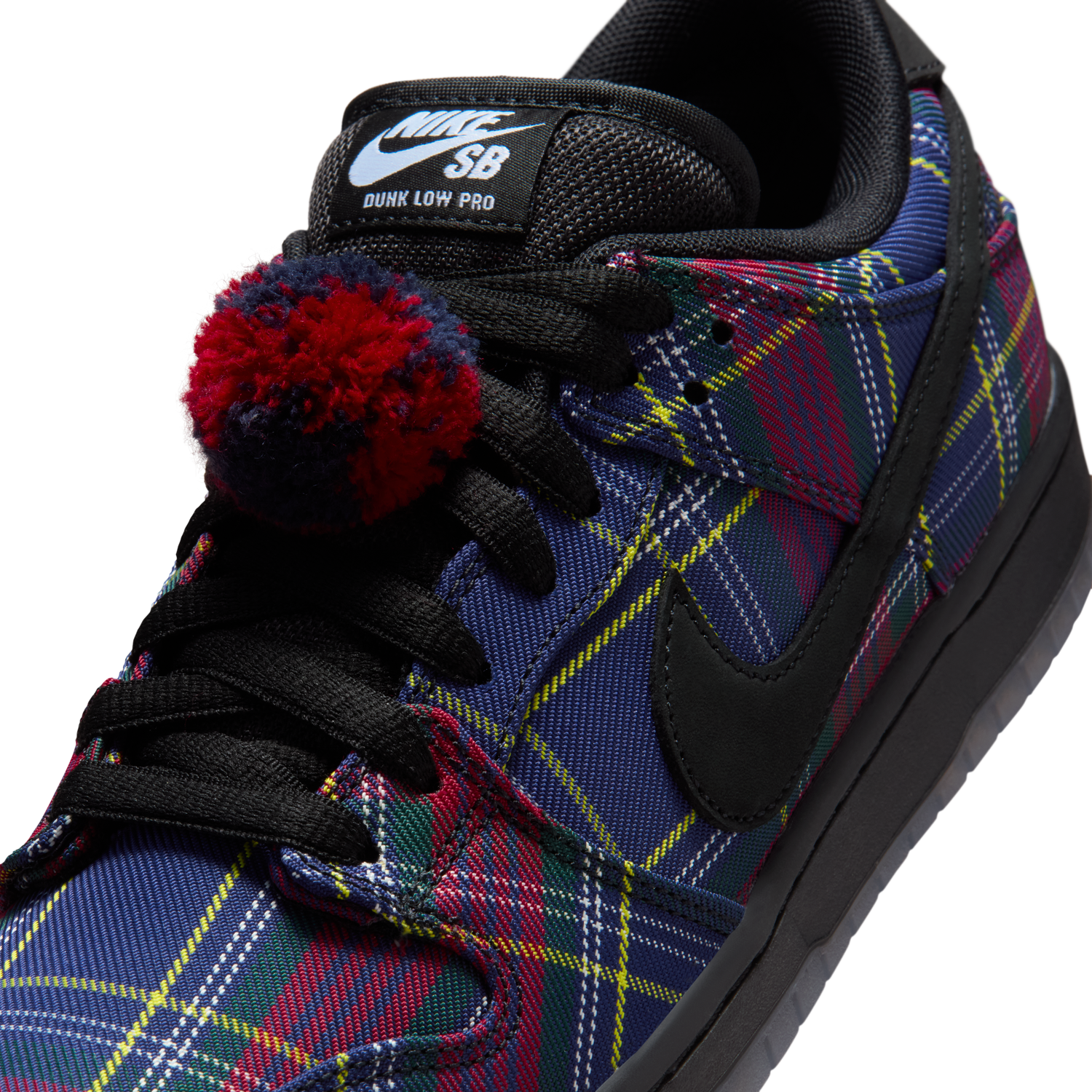 SB Dunk Low Pro 'Nardwuar', Tartan