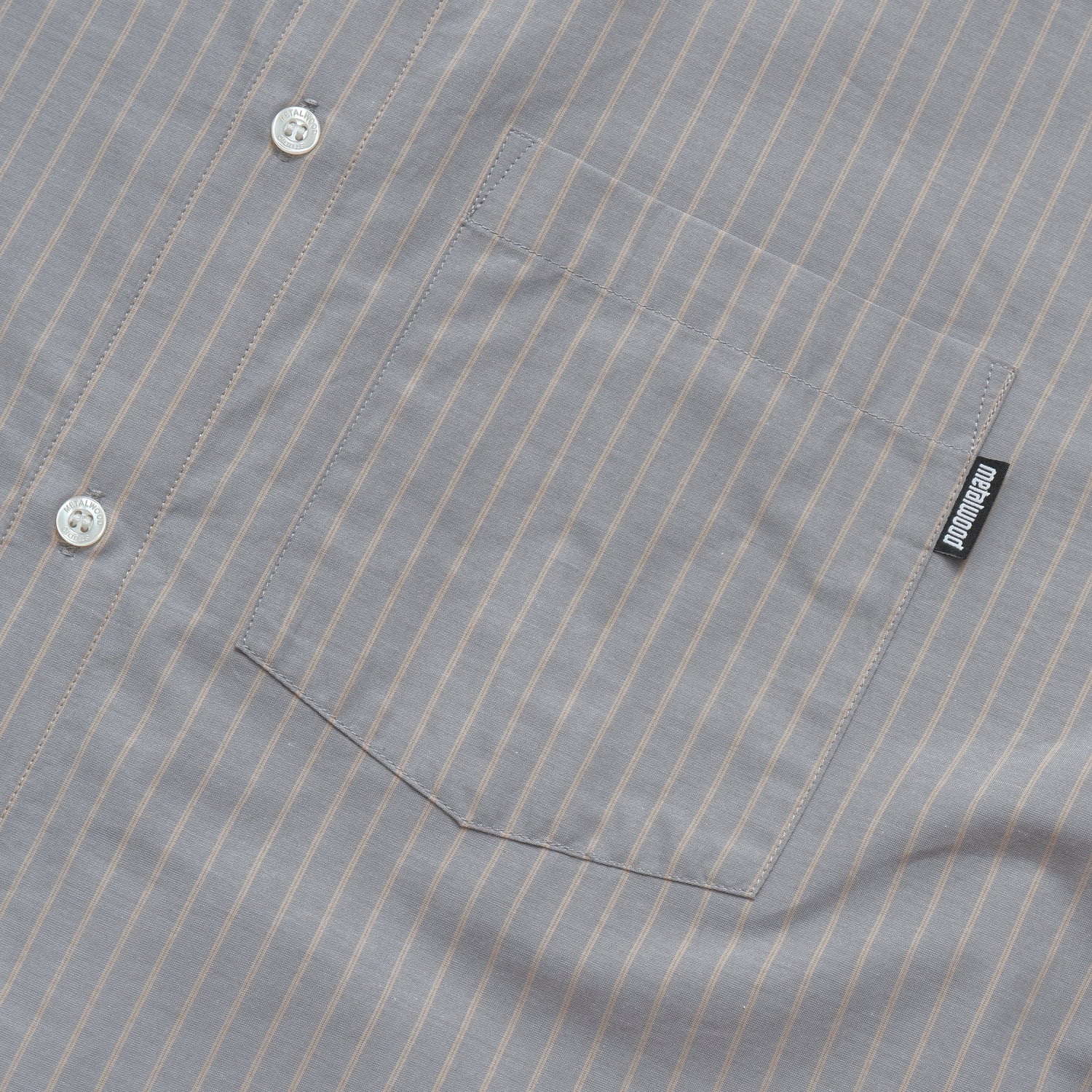 L/S Button Up Shirt, Grey / Peach